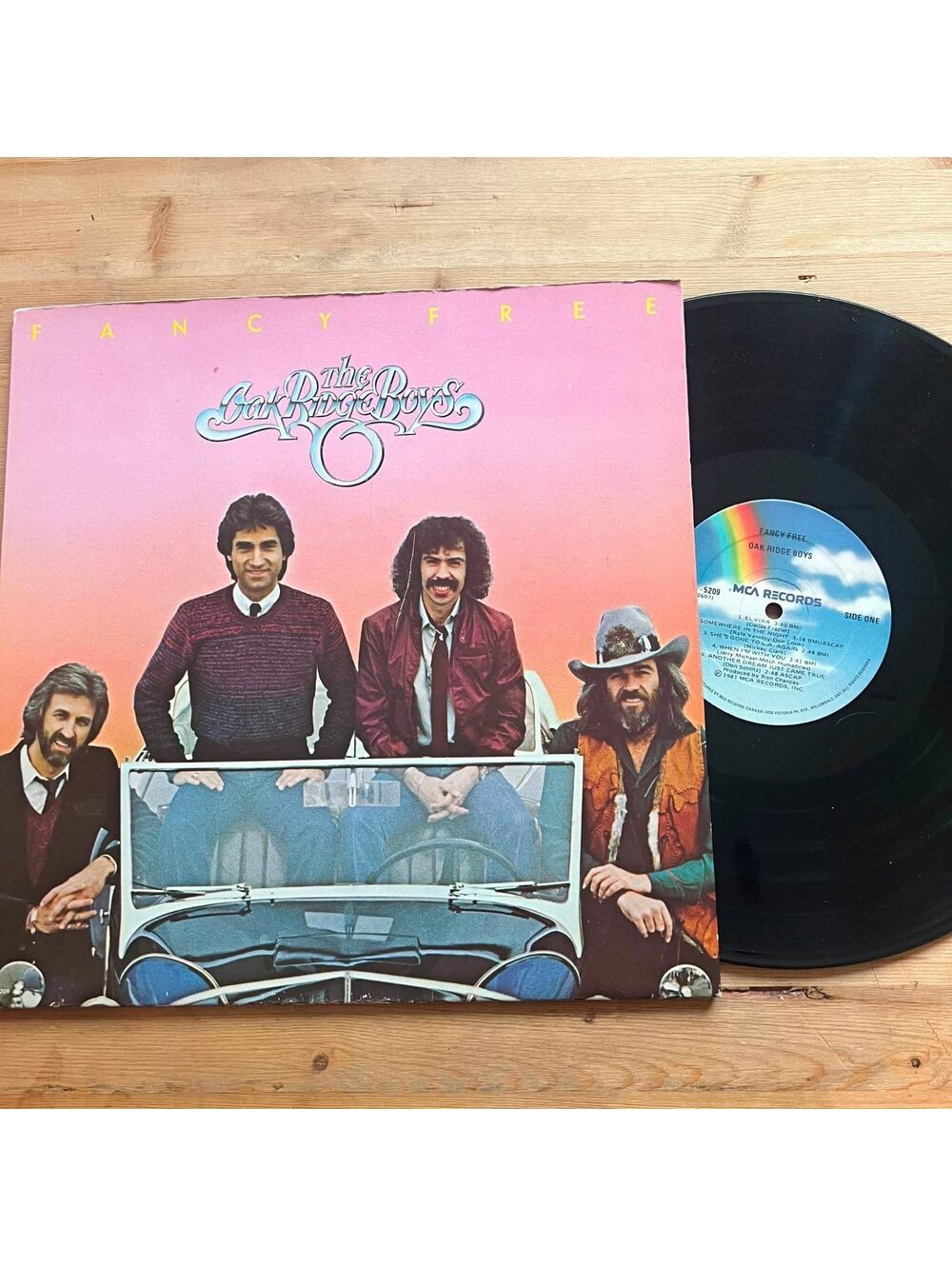 The Oak Ridge Boys - Fancy Free 33rpm VG+ VR17